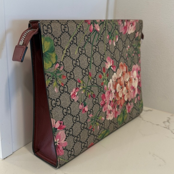 Gucci Blooms Clutch - Picture 3 of 11